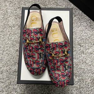 Printed children’s size 30 EU (12.5 US) Gucci Slingback Loafers!